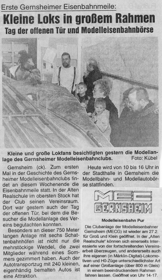 Historischer Zeitungsartikel mit dem Titel „Kleine Loks in großem Rahmen“. Ein Schwarz-Weiß-Foto zeigt Erwachsene und Kinder beim Betrachten der Modelleisenbahnanlage des MEC Gernsheim.